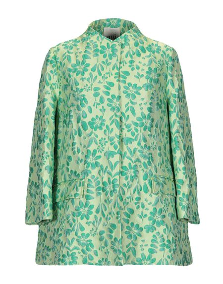 Пальто NIŪ Пальто NIŪ