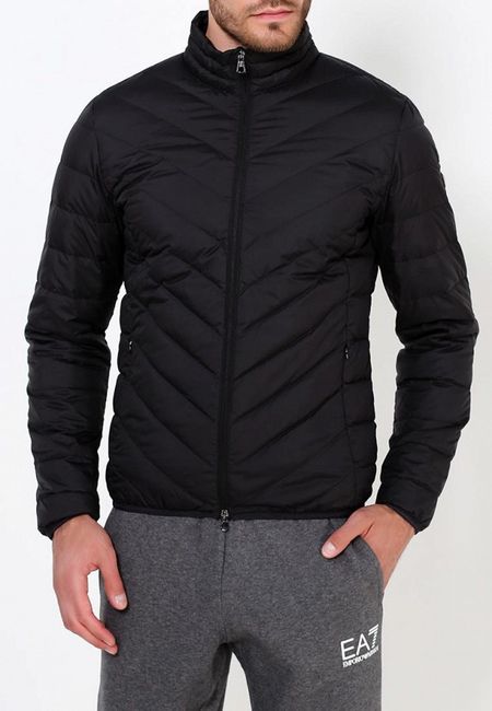 Пуховик EA7 Пуховик EA7
