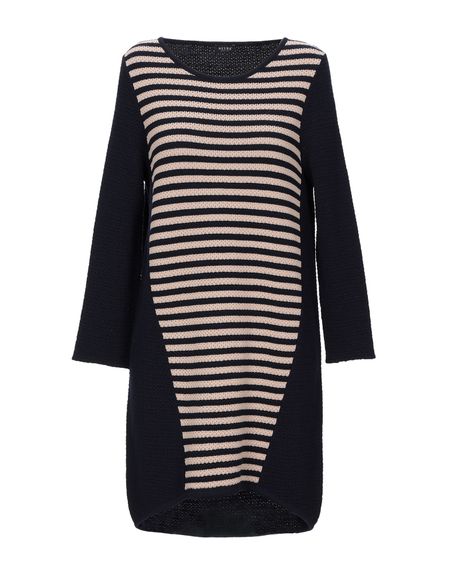 Платье NEERA Платье NEERA