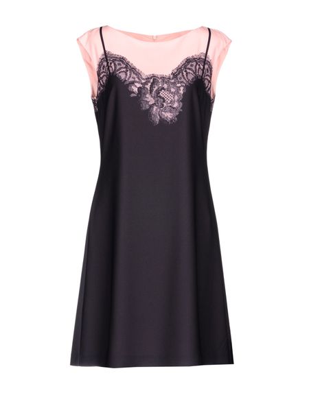 Платье BOUTIQUE MOSCHINO Платье BOUTIQUE MOSCHINO