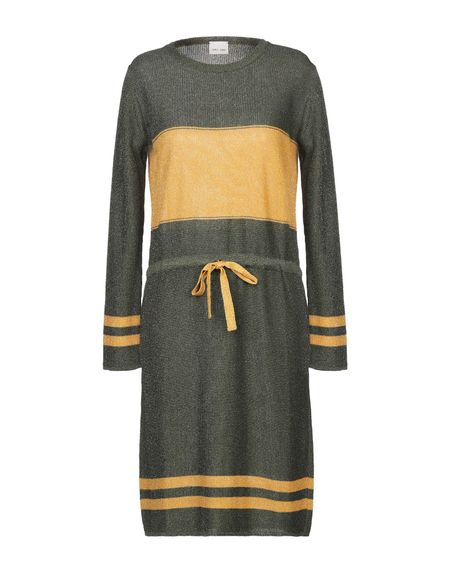 Платье VIKI-AND Платье VIKI-AND