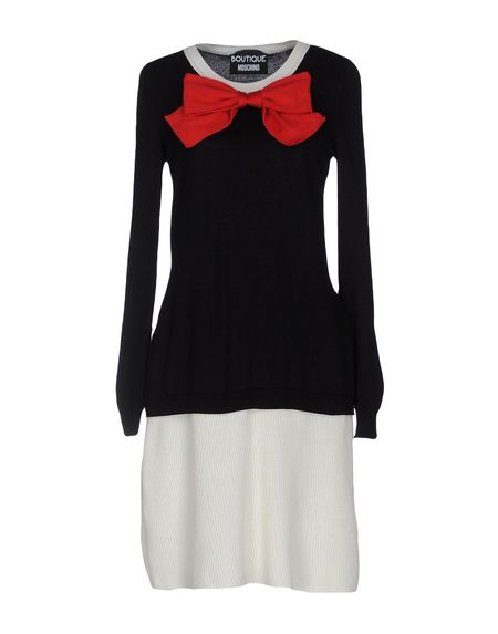 Платье BOUTIQUE MOSCHINO Платье BOUTIQUE MOSCHINO