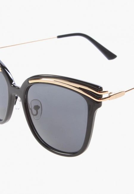 Солнцезащитные очки Vittorio Richi Солнцезащитные очки Vittorio Richi