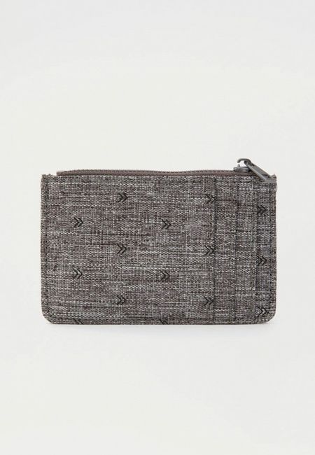 Футболка Pull&Bear Футболка Pull&Bear