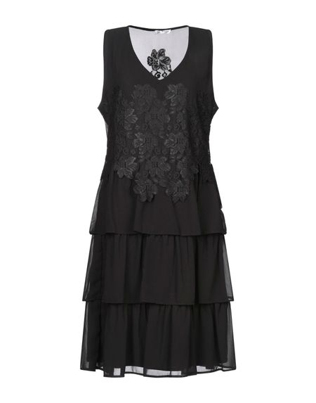 Платье LA KORE Платье LA KORE