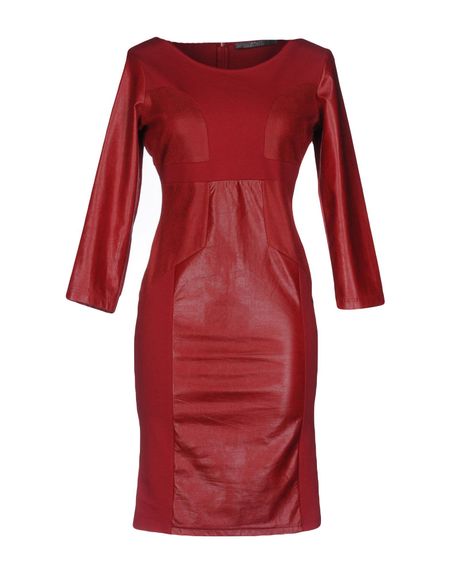 Платье GUESS Платье GUESS