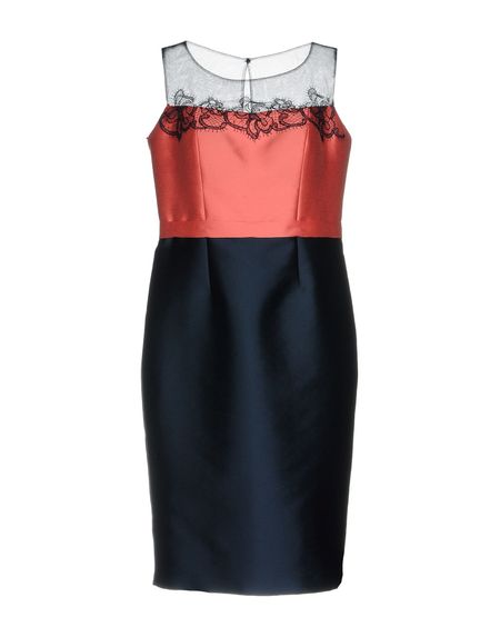 Платье AMONREE Платье AMONREE