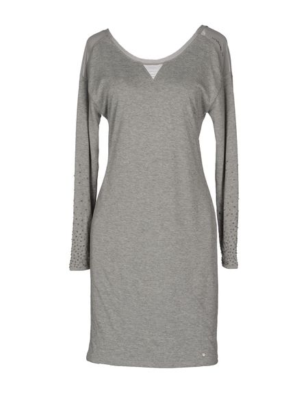 Платье GUESS Платье GUESS