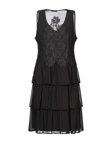 Платье LA KORE Платье LA KORE