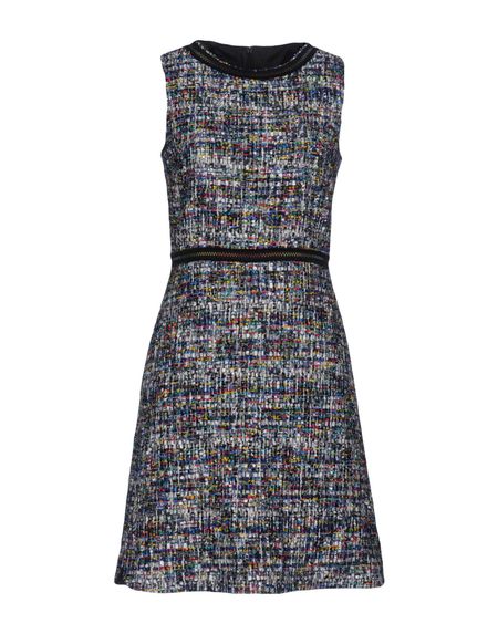 Платье BOUTIQUE MOSCHINO Платье BOUTIQUE MOSCHINO