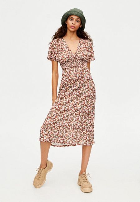 Платье Pull&Bear Платье Pull&Bear
