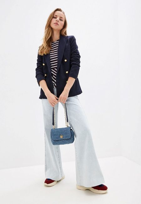 Футболка DKNY