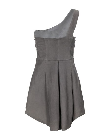 Топ BRUNELLO CUCINELLI