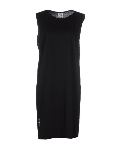 Футболка MAISON BASTET