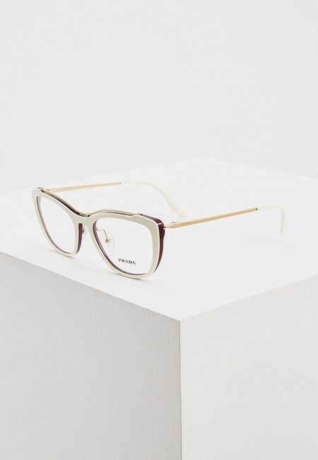 Солнцезащитные очки Prada