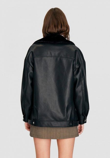 Куртка Stradivarius