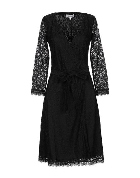 Платье DRY LAKE.