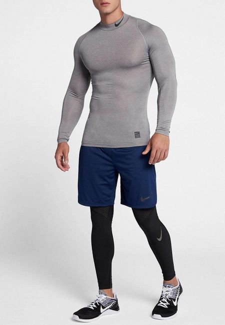 Лонгслив Nike