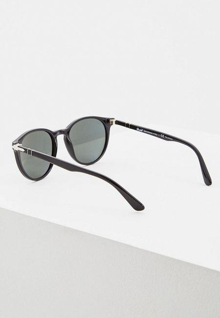 Солнцезащитные очки Persol