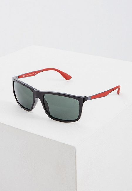 Солнцезащитные очки Ray-Ban®