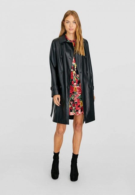 Платье Stradivarius