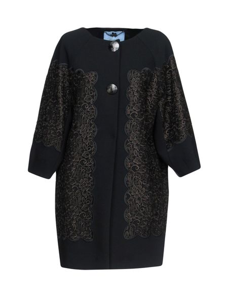 Пальто BLUMARINE