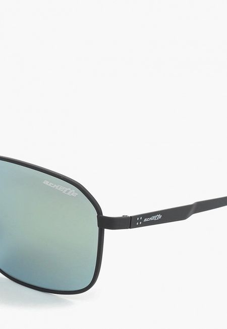 Солнцезащитные очки Arnette