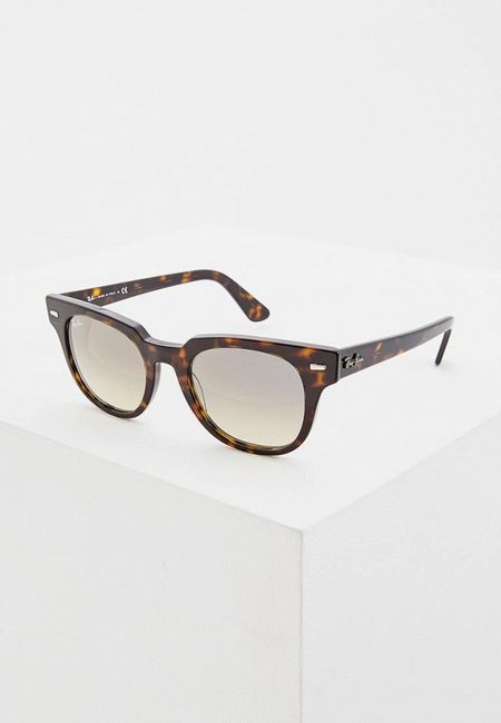 Солнцезащитные очки Ray-Ban®