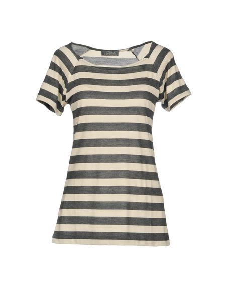 Футболка SOALLURE