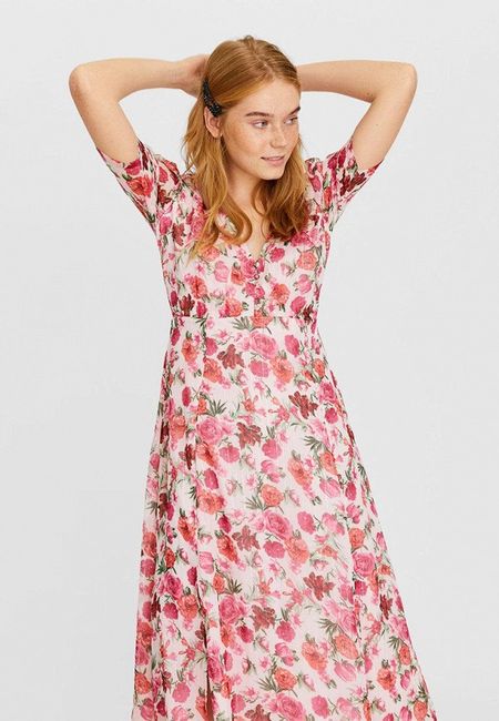 Платье Stradivarius