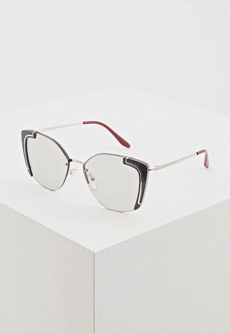 Солнцезащитные очки Prada