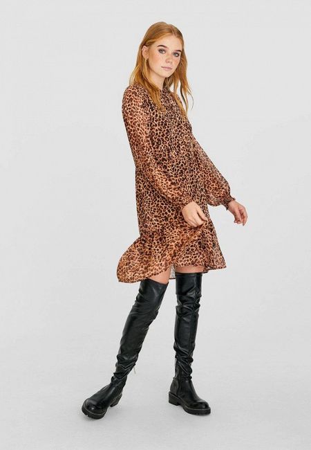 Платье Stradivarius