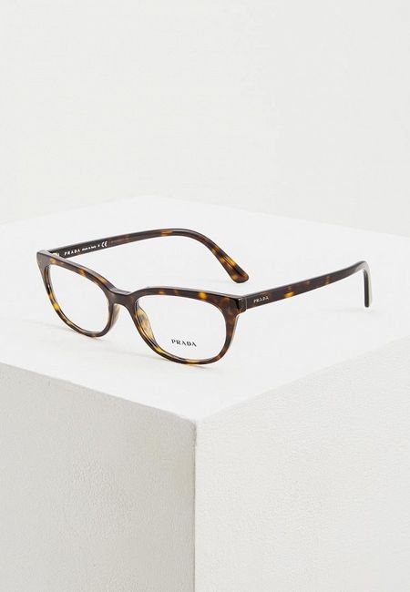 Солнцезащитные очки Prada