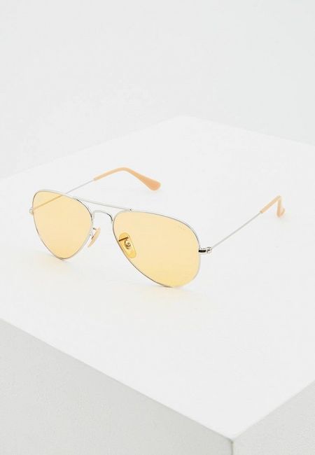 Солнцезащитные очки Ray-Ban®