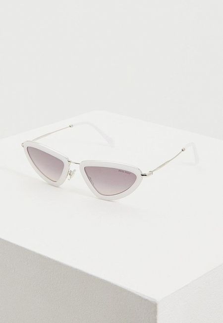 Солнцезащитные очки Miu Miu