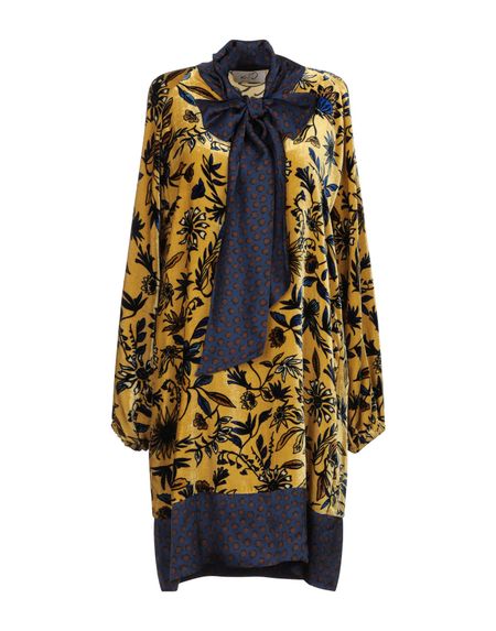 Платье KI6? WHO ARE YOU?