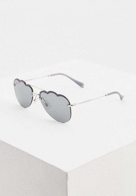 Солнцезащитные очки Miu Miu