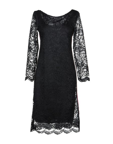 Платье SOALLURE