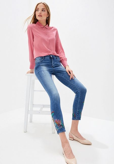 Джинсы Armani Exchange