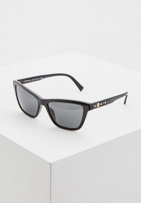 Солнцезащитные очки Versace