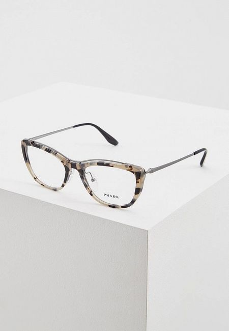 Солнцезащитные очки Prada