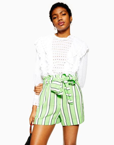 Шорты TOPSHOP