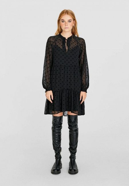Платье Stradivarius