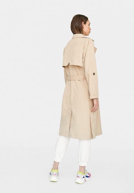 Плащ Stradivarius