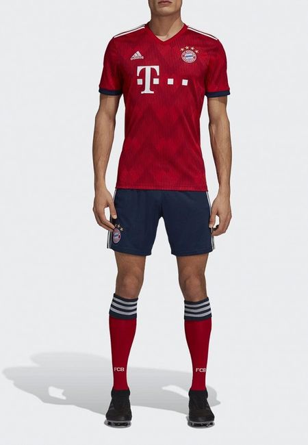 Футболка adidas